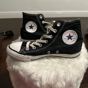 Black high top converse 🖤 size 7 women’s